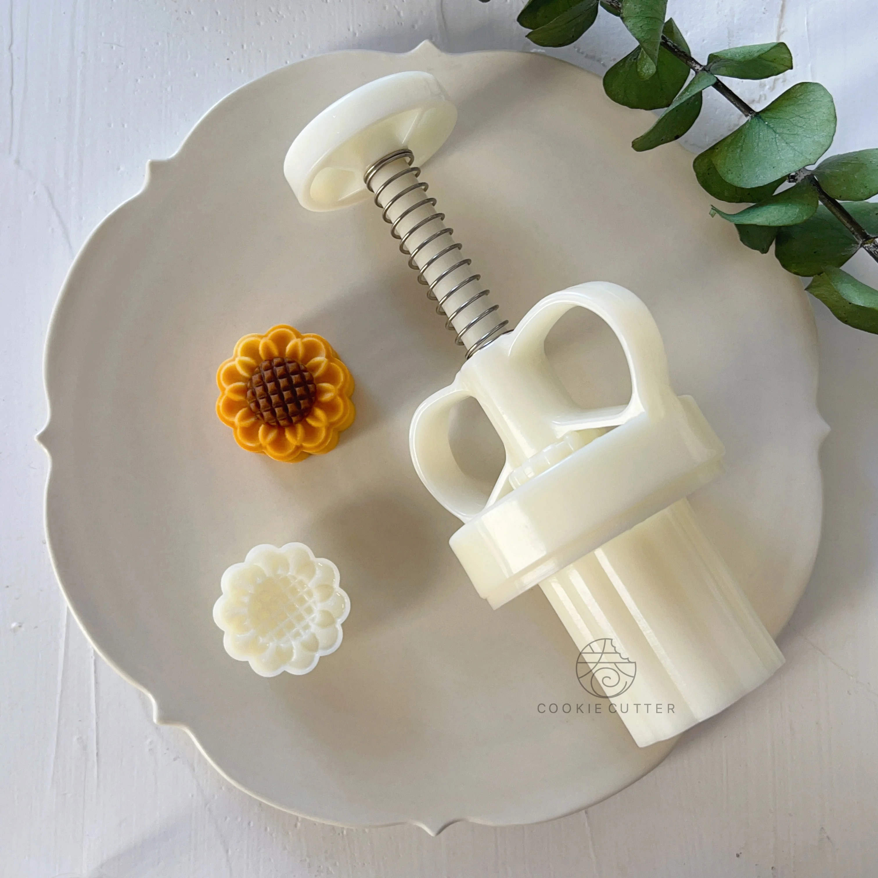 20g Mini Sunflower Shape Moonc - Bunny Cake Mold review and price