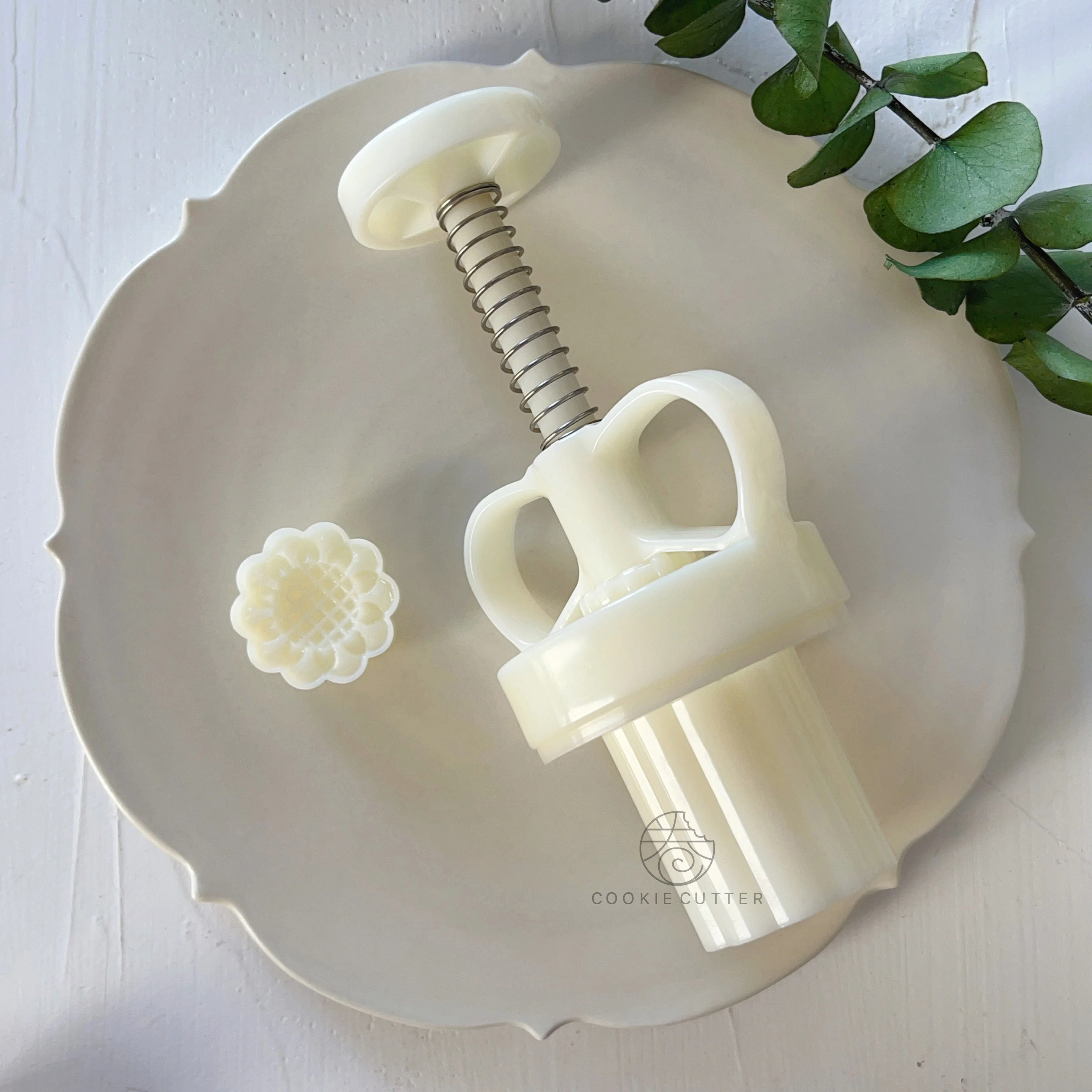 20g Mini Sunflower Shape Moonc - Bunny Cake Mold review and price